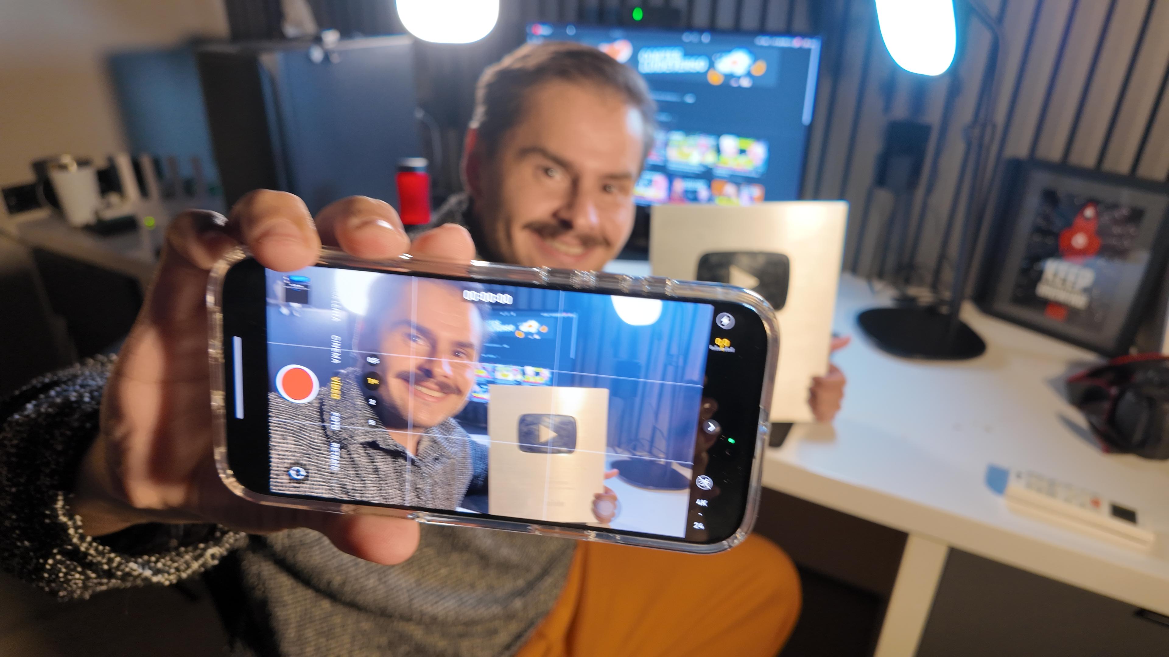 <strong>Como criar uma área de membros: </strong> <br/> como ganhar dinheiro com área de membros.